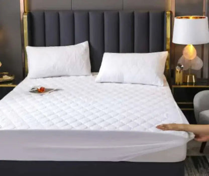 MATCOVER™: PROTECTOR PARA COLCHÓN ANTIFLUIDOS Y ACOLCHONADO + 2 FUNDAS PARA ALMOHADA GRATIS